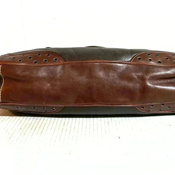 Michael Kors brown leather shoulder handbag - Picture 3 of 10